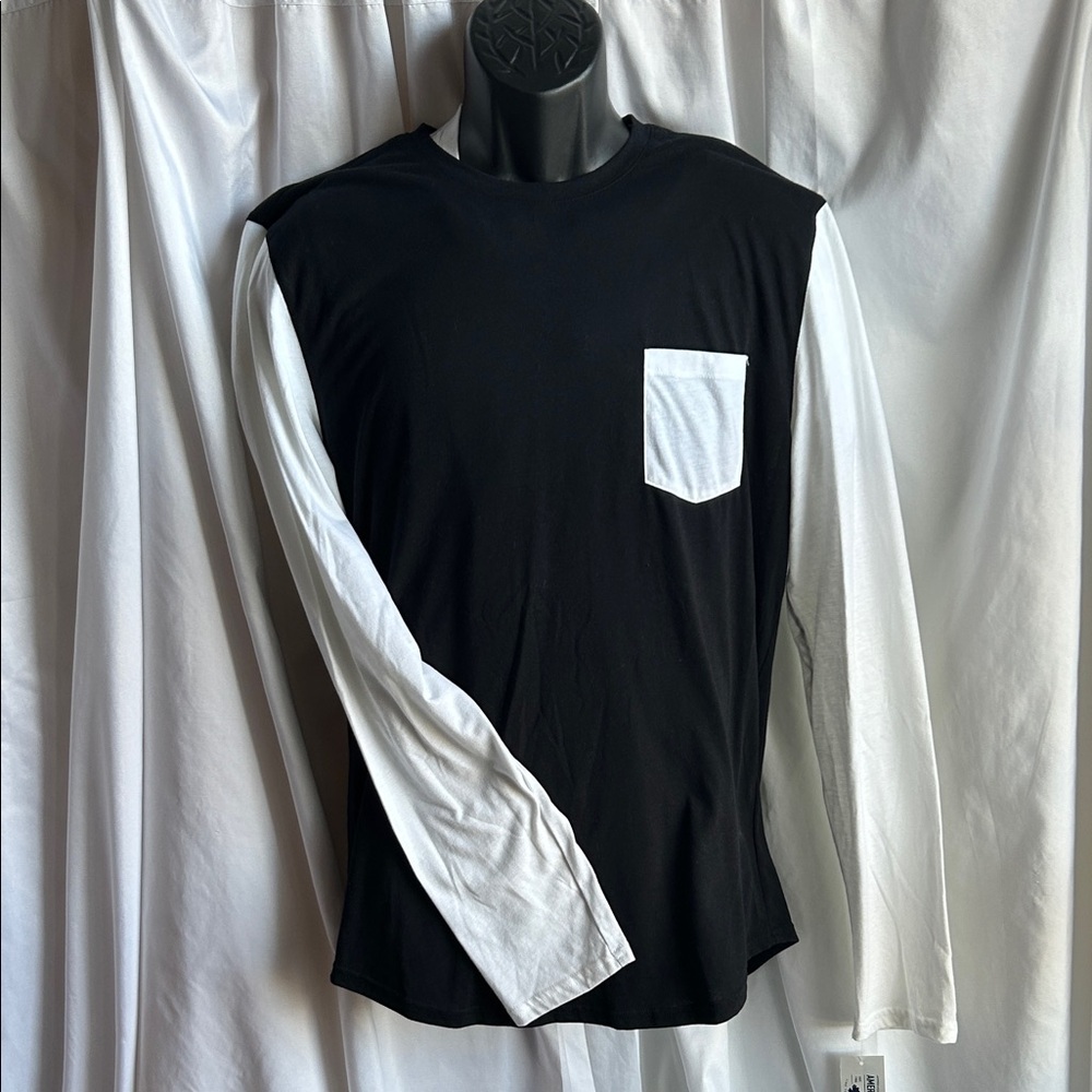 American Rag Black and White Long Sleeve Tee